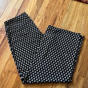 Black with white diamond patterned palazzo pants